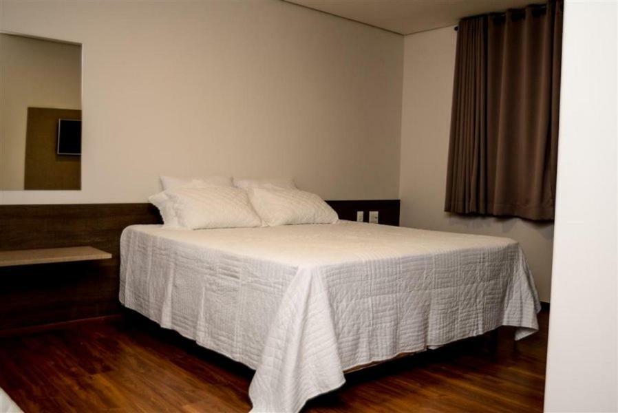 Grand Cafe Hotel Manhuacu Ngoại thất bức ảnh