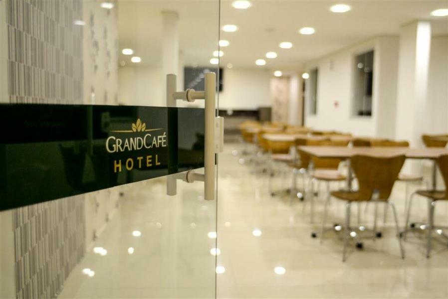 Grand Cafe Hotel Manhuacu Ngoại thất bức ảnh